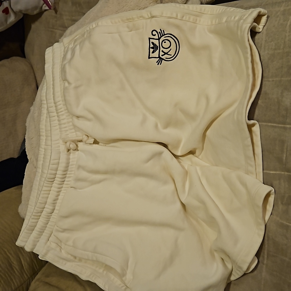 Adidas Andre Saraiva shorts